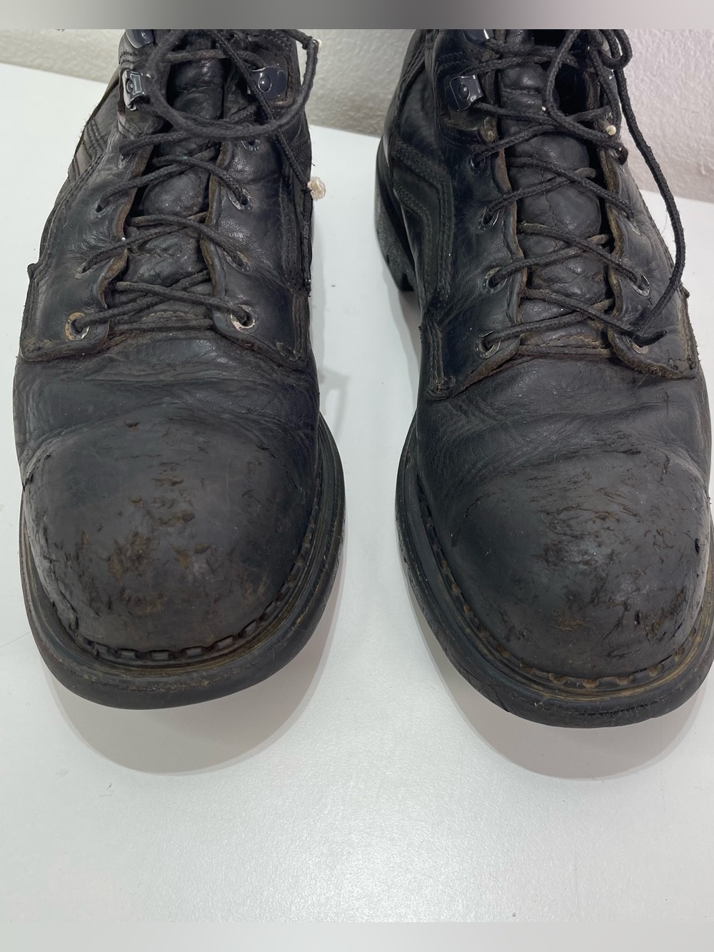 Red Wing Work Boots Men's 11 B F2413-05 USA Leather Black Distressed Outdoor - Picture 3 of 8